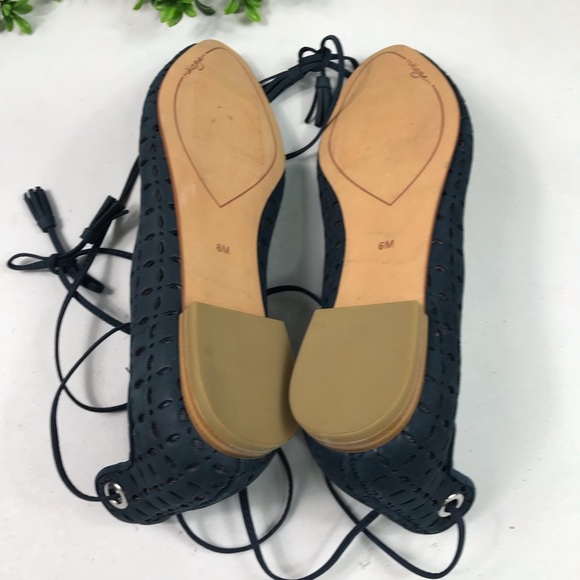 Halogen Navy Blue Eyelet Tie-up Ballet Flats Sz 6 - Picture 7 of 8